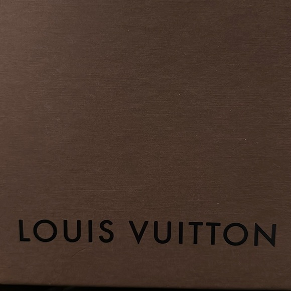 Authentic Louis Vuitton Vintage Monogram Toiletry 26 Beautiful Vintage Pouch 🔥 - Picture 7 of 13